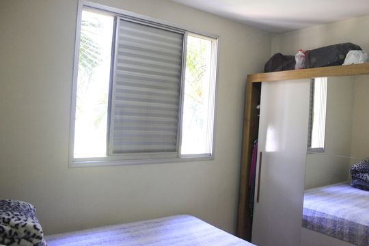 Quarto 2 de apartamento à venda com 2 quartos, 57m² em Jardim Terezopolis, Guarulhos