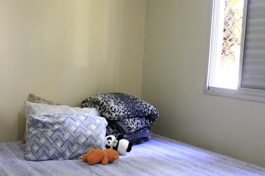 Quarto 2 de apartamento à venda com 2 quartos, 57m² em Jardim Terezopolis, Guarulhos