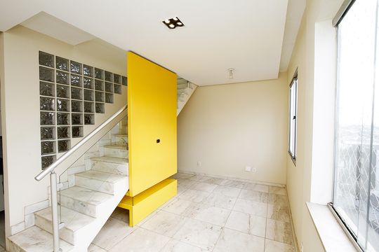 Apartamento para alugar com 3 quartos, 120m² em Buritis, Belo Horizonte