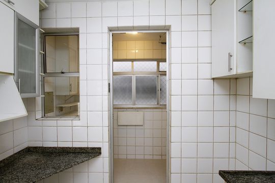 Cozinha de apartamento para alugar com 3 quartos, 120m² em Buritis, Belo Horizonte
