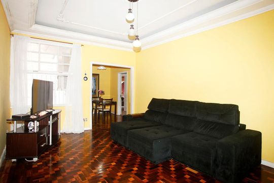 Apartamento à venda com 4 quartos, 105m² em São João, Porto Alegre