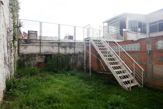Pátio de apartamento à venda com 4 quartos, 105m² em São João, Porto Alegre