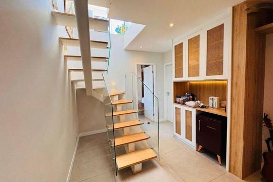 Sala de apartamento à venda com 2 quartos, 130m² em Barra da Tijuca, Rio de Janeiro