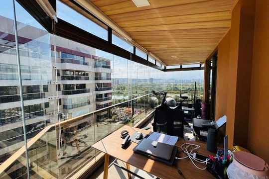 Sacada de apartamento à venda com 2 quartos, 130m² em Barra da Tijuca, Rio de Janeiro