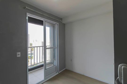 Kitnet/Studio para alugar com 1 quarto, 27m² em Vila Santa Clara, São Paulo