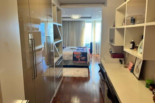 Apartamento à venda com 5 quartos, 550m² em Icaraí, Niterói