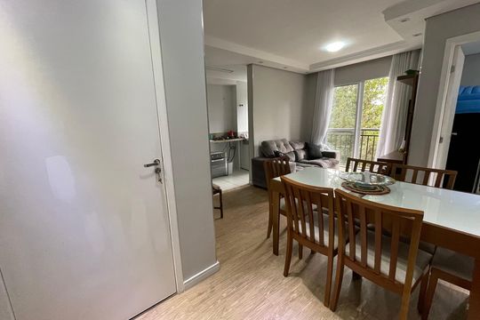 Sala de apartamento para alugar com 2 quartos, 47m² em Quinta dos Angicos, Cotia