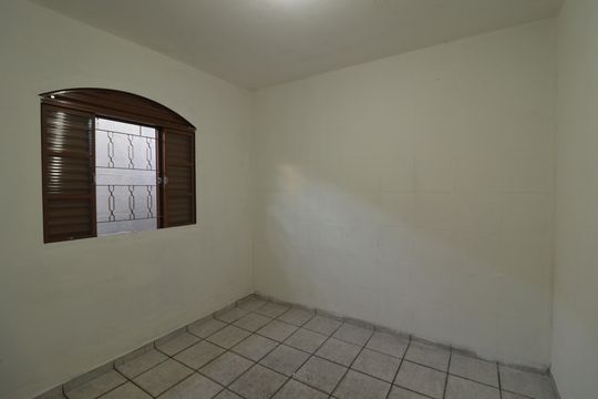 Casa para alugar com 2 quartos, 55m² em Vila Santa Terezinha, Várzea Paulista