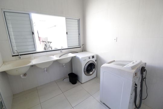 Lavanderia de kitnet/studio para alugar com 1 quarto, 20m² em Martins, Uberlândia