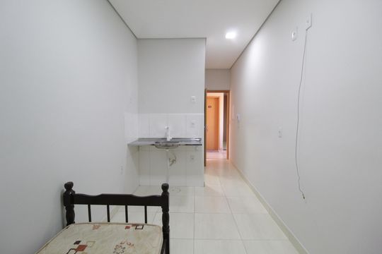 Sala/Quarto de kitnet/studio para alugar com 1 quarto, 20m² em Martins, Uberlândia