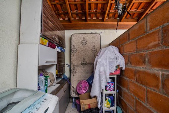 Área de Serviço de apartamento à venda com 2 quartos, 108m² em Vila Curuçá, Santo André