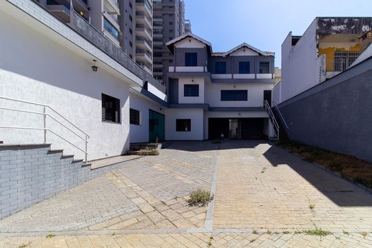 Garagem de casa à venda com 6 quartos, 451m² em Vila Prudente, São Paulo