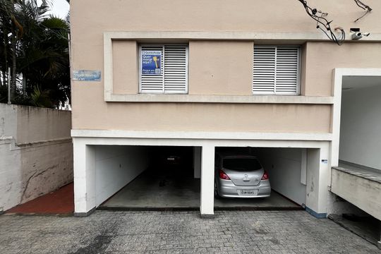 Garagem de apartamento para alugar com 2 quartos, 70m² em Jardim São Paulo, São Paulo