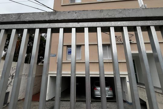 Fachada de apartamento para alugar com 2 quartos, 70m² em Jardim São Paulo, São Paulo