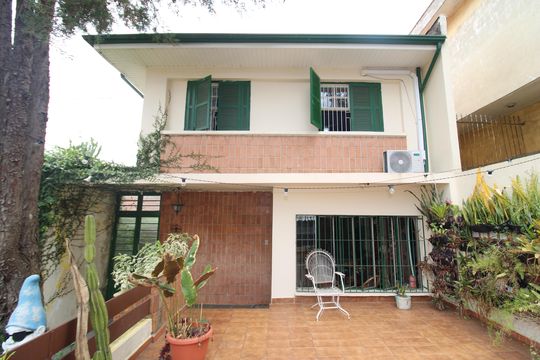 Garagem de casa à venda com 4 quartos, 242m² em Jardim São Paulo, São Paulo