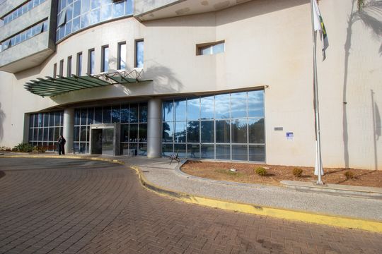 Fachada de kitnet/studio para alugar com 1 quarto, 34m² em Setor Hoteleiro, Brasília