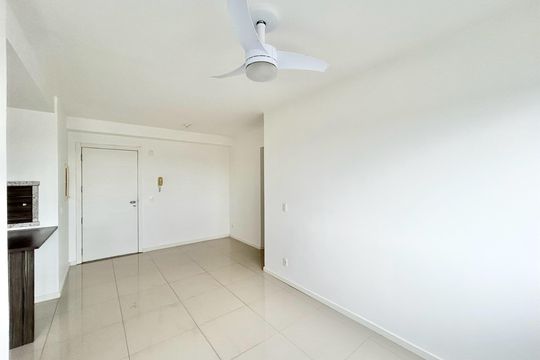 Sala de apartamento à venda com 2 quartos, 67m² em Centro, Novo Hamburgo