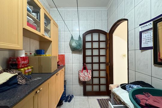 Área de Serviço de casa à venda com 3 quartos, 147m² em Vila Lucinda, Santo André