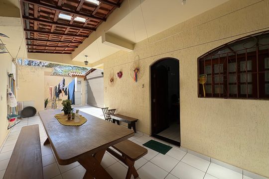 Área comum de casa à venda com 3 quartos, 147m² em Vila Lucinda, Santo André