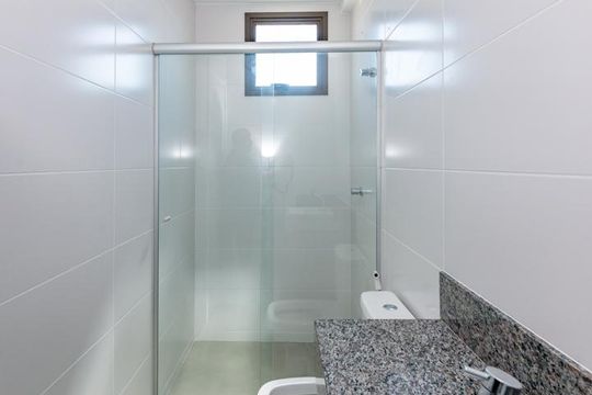 Banheiro da Suíte 2 de apartamento à venda com 2 quartos, 73m² em Alto Barroca, Belo Horizonte