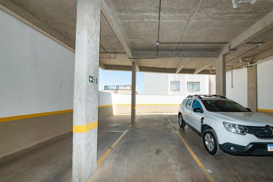 Garagem de apartamento à venda com 2 quartos, 73m² em Alto Barroca, Belo Horizonte