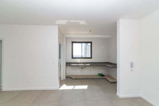 Cozinha de apartamento à venda com 2 quartos, 73m² em Alto Barroca, Belo Horizonte