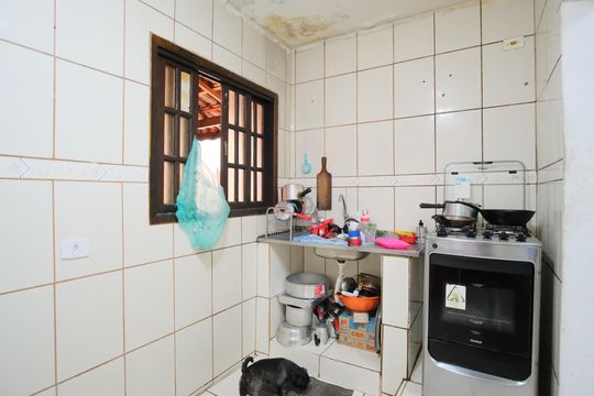 Cozinha da Edícula de casa à venda com 5 quartos, 240m² em Vila Esperança, São Paulo