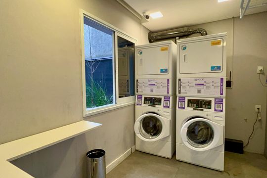 Área comum - Lavanderia de kitnet/studio à venda com 1 quarto, 30m² em Pinheiros, São Paulo