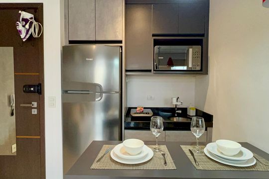Cozinha de kitnet/studio à venda com 1 quarto, 30m² em Pinheiros, São Paulo
