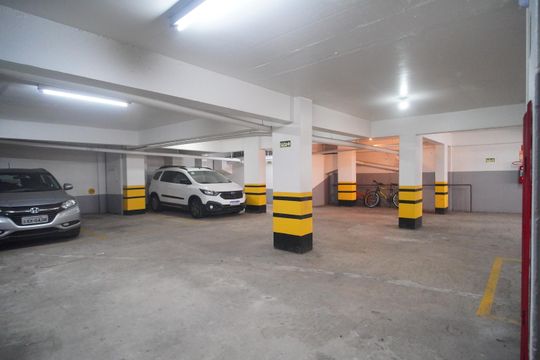 Garagem de apartamento à venda com 3 quartos, 143m² em Centro, Novo Hamburgo