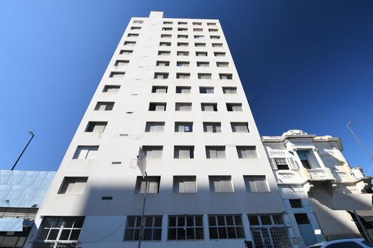 Fachada / Placa de kitnet/studio à venda com 1 quarto, 40m² em Centro, Campinas