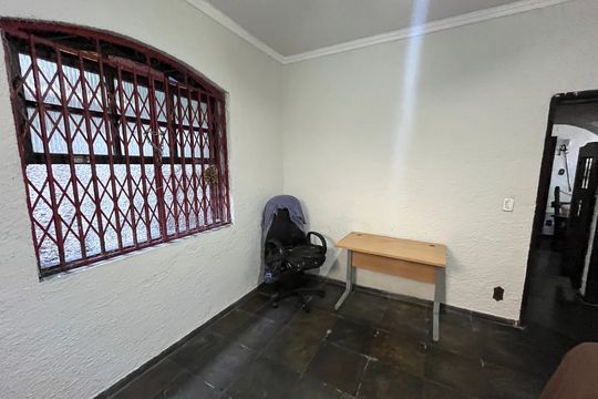 Quarto 1 de casa à venda com 4 quartos, 600m² em Cocotá, Rio de Janeiro