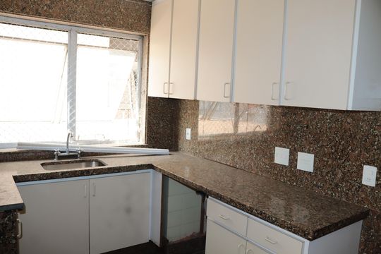 Cozinha de apartamento à venda com 3 quartos, 222m² em Higienópolis, São Paulo
