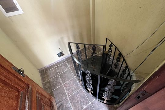 Corredor de apartamento para alugar com 2 quartos, 80m² em Jardim Carioca, Rio de Janeiro