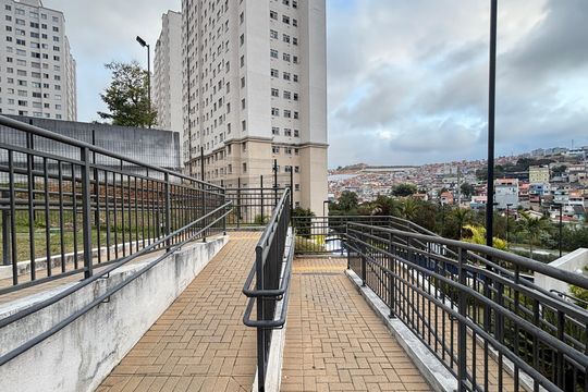 Rampa - Corrimão de apartamento à venda com 3 quartos, 84m² em Parque Sao Vicente, Santo André