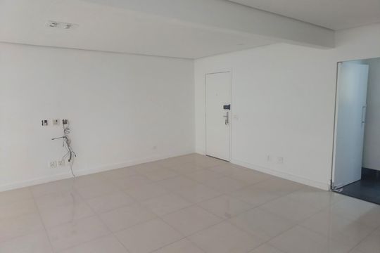 Sala de apartamento à venda com 2 quartos, 100m² em Jardim Paulista, São Paulo