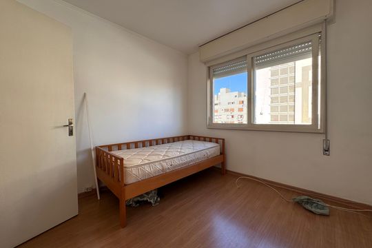 Quarto 1 de apartamento à venda com 2 quartos, 98m² em Centro, São Leopoldo