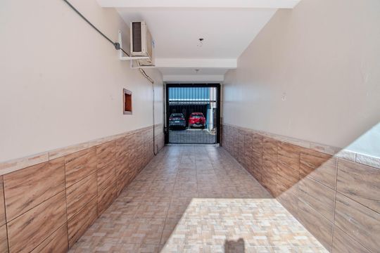 Garagem de casa de condomínio à venda com 2 quartos, 185m² em Sarandi, Porto Alegre