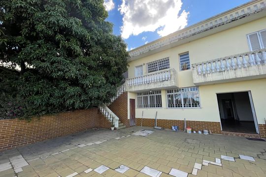 Área comum de casa para alugar com 2 quartos, 890m² em Jardim Central, Cotia