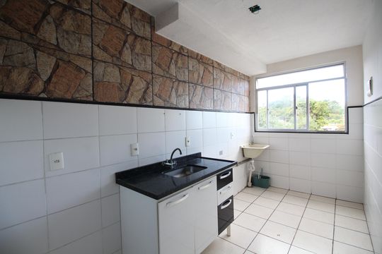 Cozinha de apartamento à venda com 2 quartos, 50m² em Curicica, Rio de Janeiro