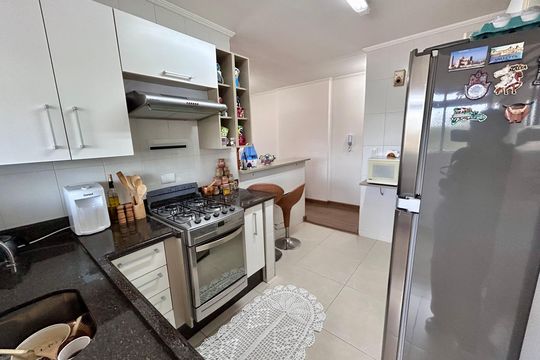 Cozinha de apartamento à venda com 2 quartos, 75m² em Gopouva, Guarulhos