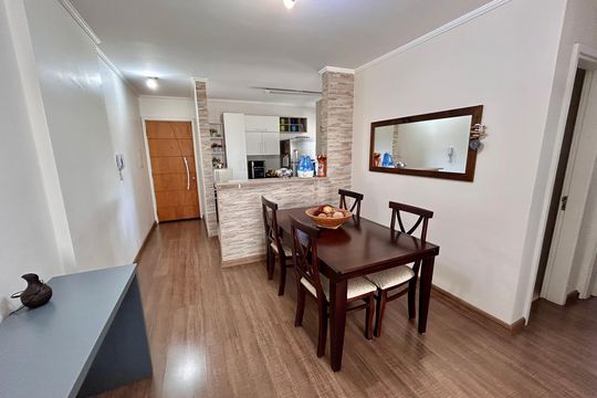 Sala de apartamento à venda com 2 quartos, 75m² em Gopouva, Guarulhos