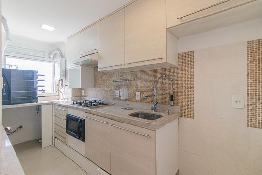 Cozinha de apartamento para alugar com 3 quartos, 70m² em Tristeza, Porto Alegre