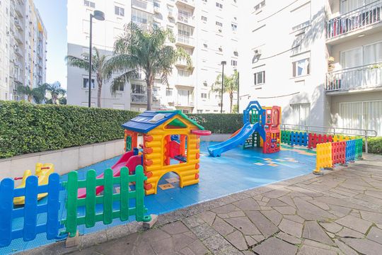 Área comum - Playground de apartamento para alugar com 3 quartos, 70m² em Tristeza, Porto Alegre