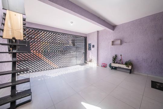 Área Externa de casa à venda com 3 quartos, 108m² em Vila Fachini, São Paulo