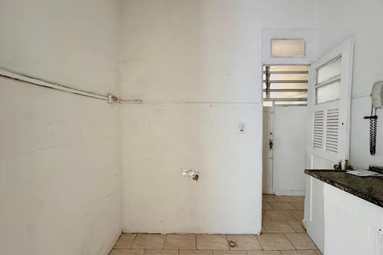 Cozinha de apartamento à venda com 2 quartos, 74m² em Lagoa, Rio de Janeiro
