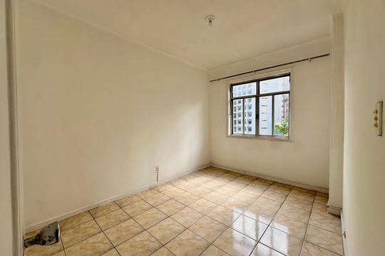 Quarto 2 de apartamento à venda com 2 quartos, 74m² em Lagoa, Rio de Janeiro