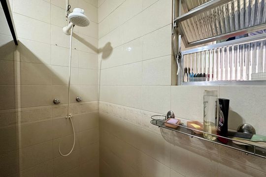 Banheiro de apartamento à venda com 2 quartos, 100m² em Laranjeiras, Rio de Janeiro