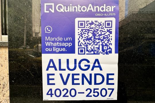 Plaquinha instalada de apartamento à venda com 1 quarto, 25m² em Santa Teresa, Rio de Janeiro
