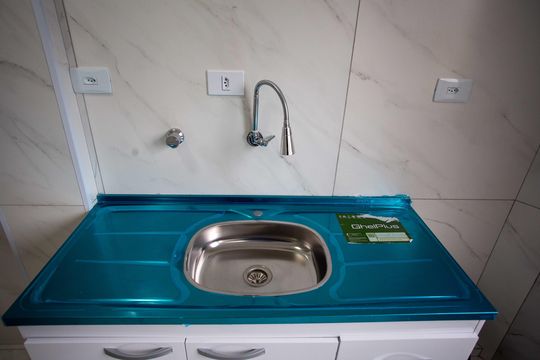 Cozinha de apartamento à venda com 2 quartos, 51m² em Batistini, São Bernardo do Campo